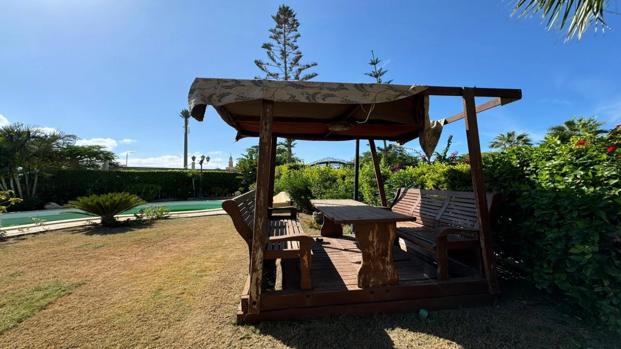 فيلا للبيع في مارينا 5