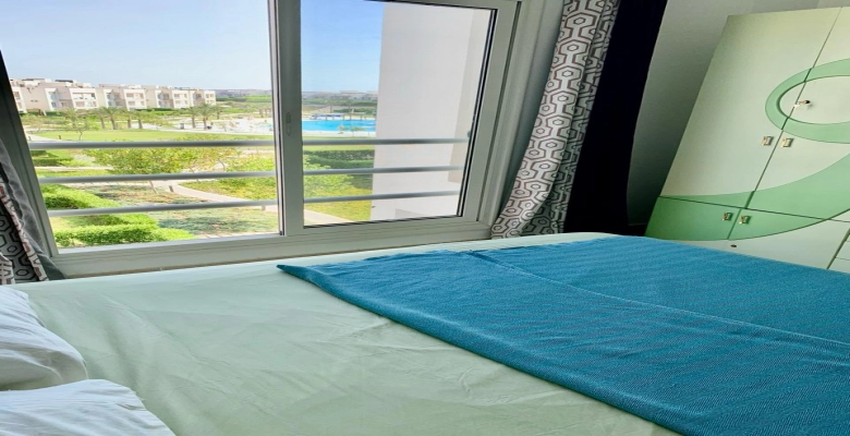 شالية للإيجار في قرية امواج الساحل الشمالي Chalet for rent in Amwaj North Coast Village