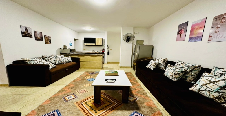 شالية للإيجار في قرية فينسيا الساحل الشمالي Chalet for rent in Venice Village, North Coast