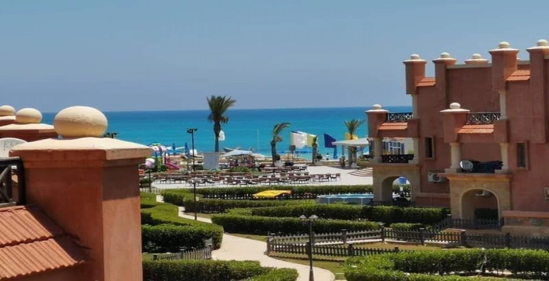 شالية للإيجار في قرية لازوردي الساحل الشمالي 3 غرف