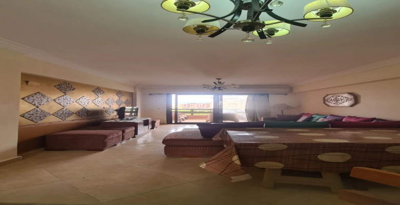 شالية للإيجار في قرية نيس 4 Chalet for rent in Nice Village 4