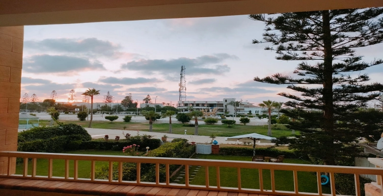 شالية للإيجار في قرية رمسيس الساحل الشماليِ الكيلو 45 Chalet for rent in Ramses Village, North Coast