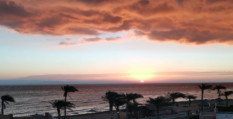 شالية في قريه امباير بالعين السخنه بعد بورتو السخنه  Chalet in Empire Village, Ain Sokhna, after Porto Sokhna