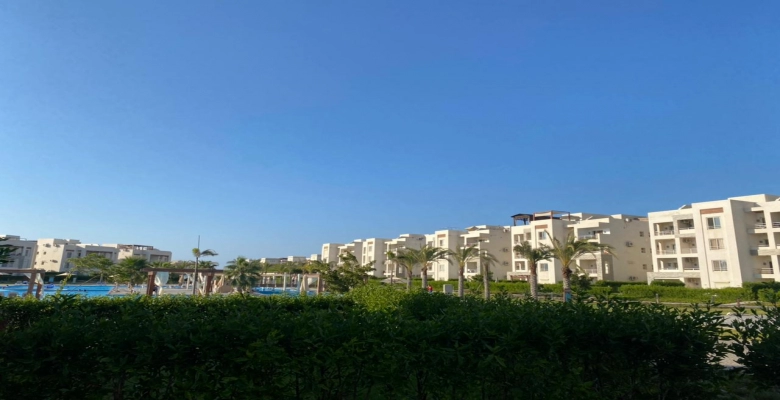 شاليه للايجار بامواج في الساحل الشمالي  Chalet for rent in Amwaj, North Coast