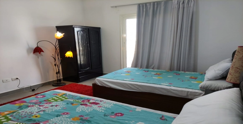 شالية للإيجار في قرية امواج الساحل الشمالي Chalet for rent in Amwaj North Coast Village