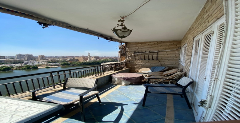 شقة للبيع بالزمالك - شارع ابو الفدا / Apartment for sale or rent in Zamalek - Abu Al Feda Street