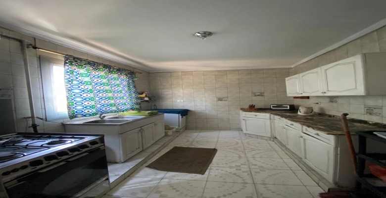 شقة للبيع بالزمالك - شارع ابو الفدا / Apartment for sale or rent in Zamalek - Abu Al Feda Street