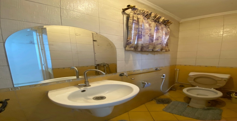 شقة للبيع بالزمالك - شارع ابو الفدا / Apartment for sale or rent in Zamalek - Abu Al Feda Street