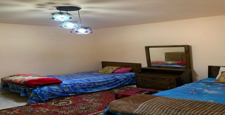 شقه دوبليكس 3 مستويات في عماره 300م من البحر