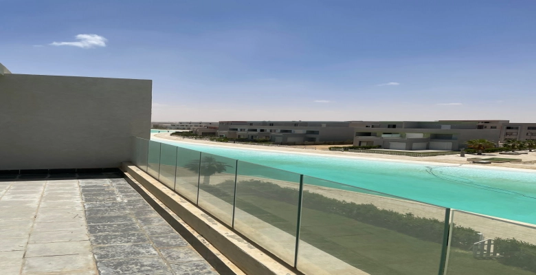 شاليه للبيع في بو ايلاند - اول صف علي البحيره - الساحل الشمالي