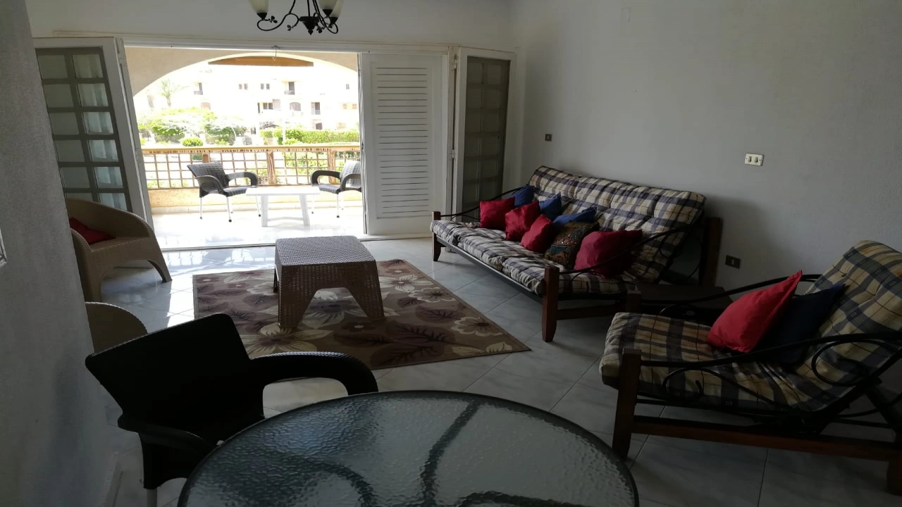 شاليه للايجار بالساحل الشمالى مارينا 4 - Chalet for rent in North Coast Marina 4