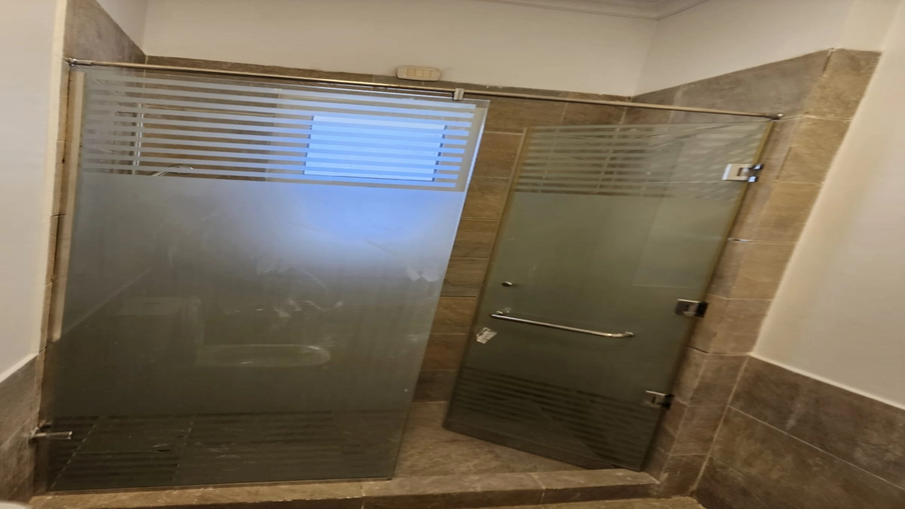 فيلا توين هاوس للبيع - في امواج - الساحل الشمالي