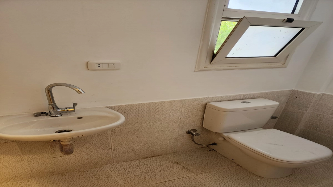 فيلا توين هاوس للبيع - في امواج - الساحل الشمالي