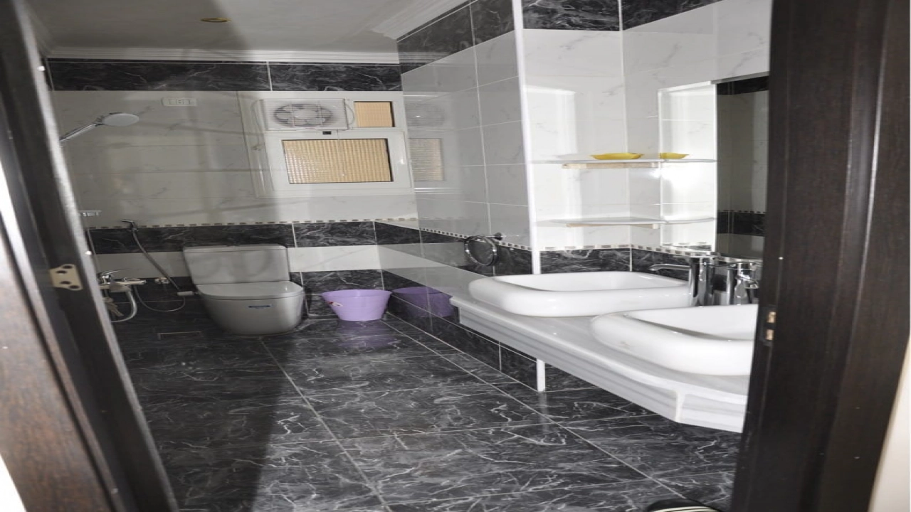 شقة للبيع بشارع اسراء المعلمين - المهندسين / Apartment for sale on Asraa Al-Mualimin Street - Al-Mohandseen.
