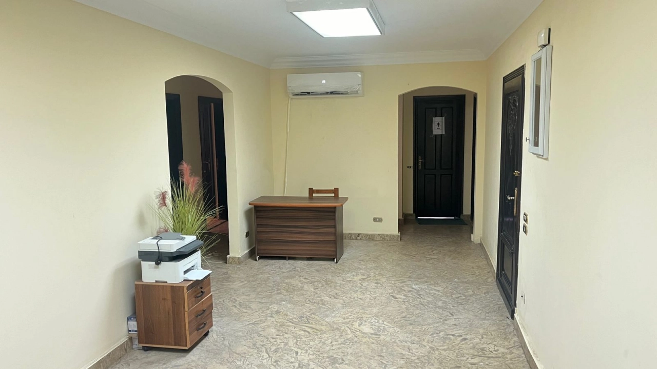 شقة مفروشه للايجار بجوار نادي الصيد