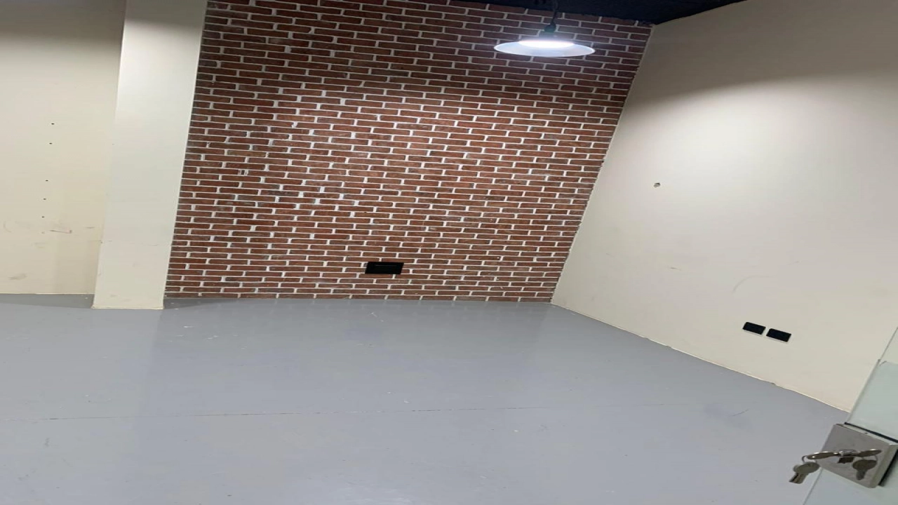 مكتب اداري 237م للبيع في الشيخ زايد