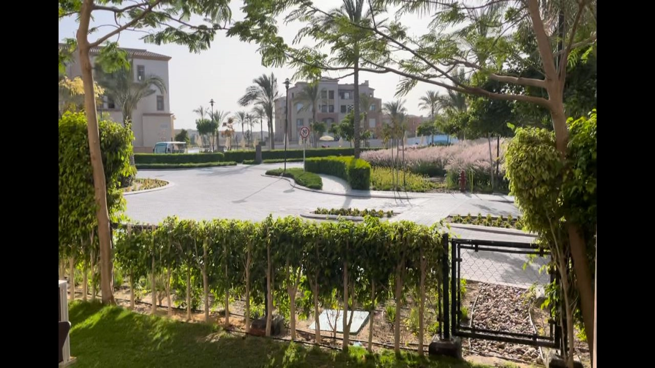 شاليه للايجار في مراسي فيردي ارضي بجاردن غرفتين