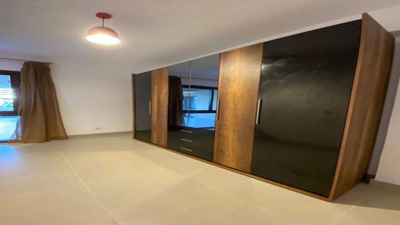 شاليه للايجار في مراسي مارينا ارضي بجاردن 3 غرف