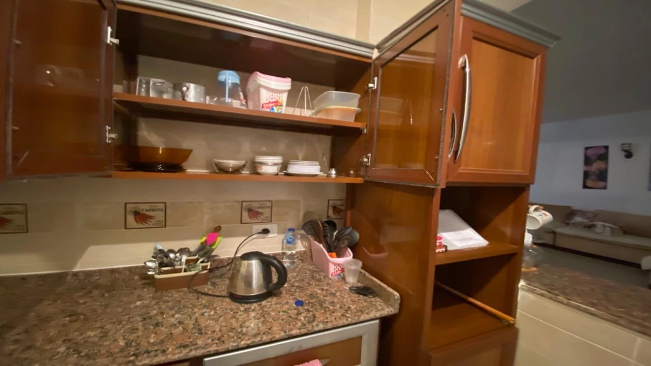 شاليه للايجار في كوان سيزر راس الحكمه ارضي 3غرف