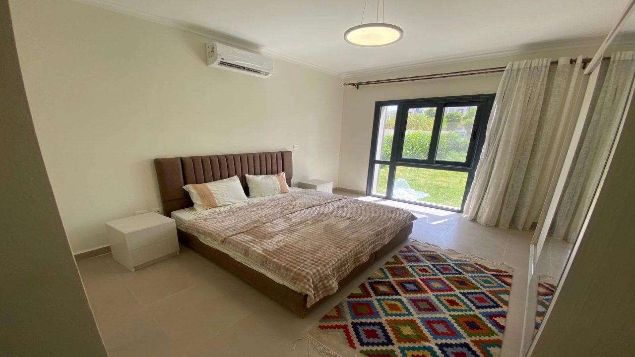 شاليه للايجار في جايا راس الحكمه ارضي بجاردن 3غرف