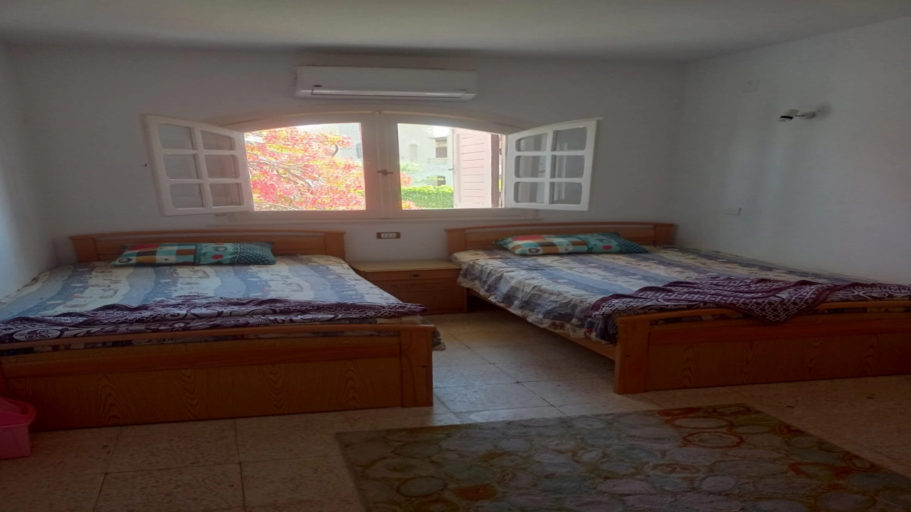 شاليه فى مارينا بوابه الرابعه