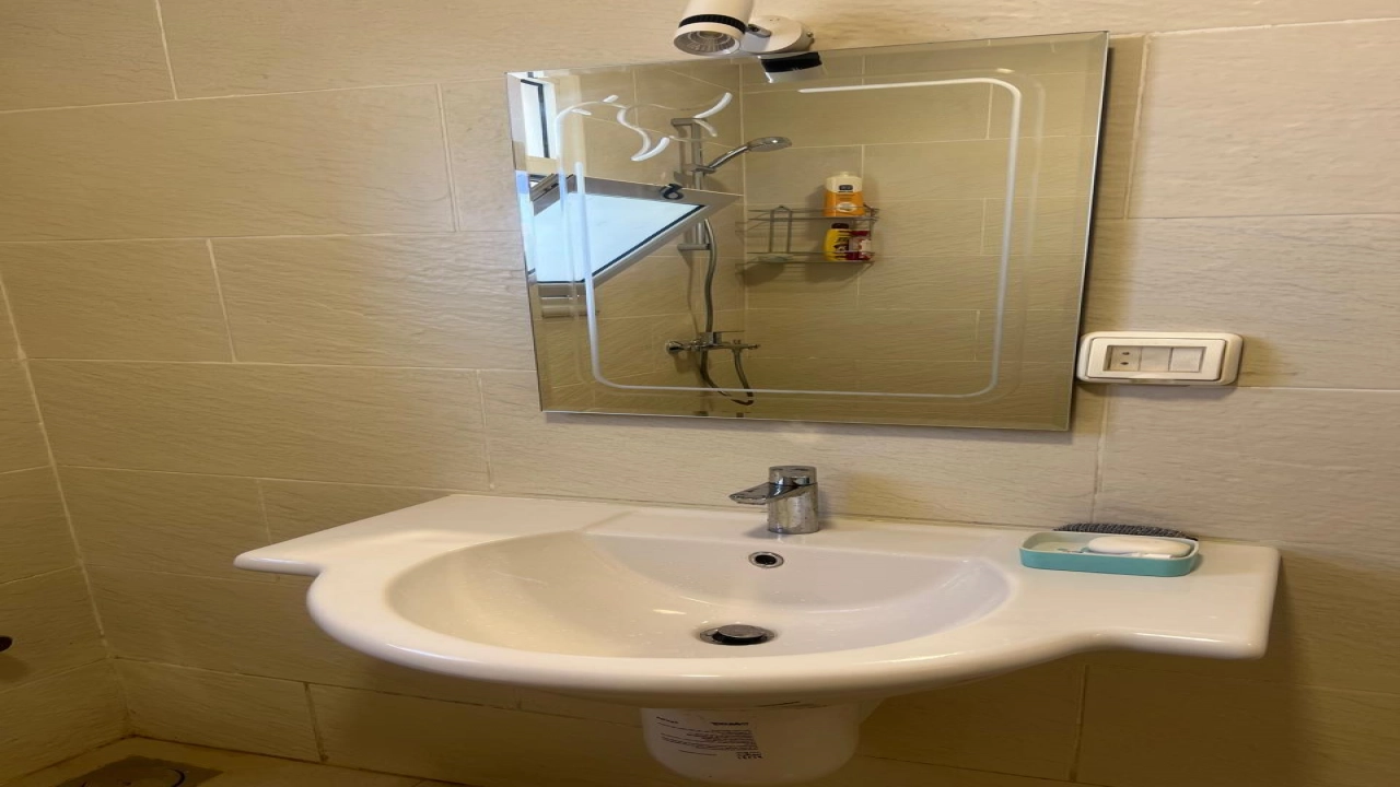 شاليه للايجار في جايا راس الحكمه 3غرف