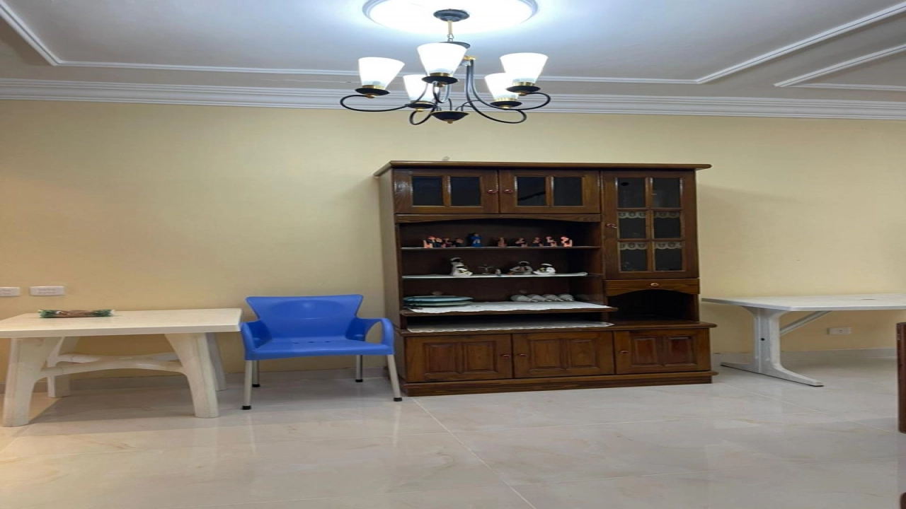 شاليه فى مارينا الايجار فى بوابه الرابعه