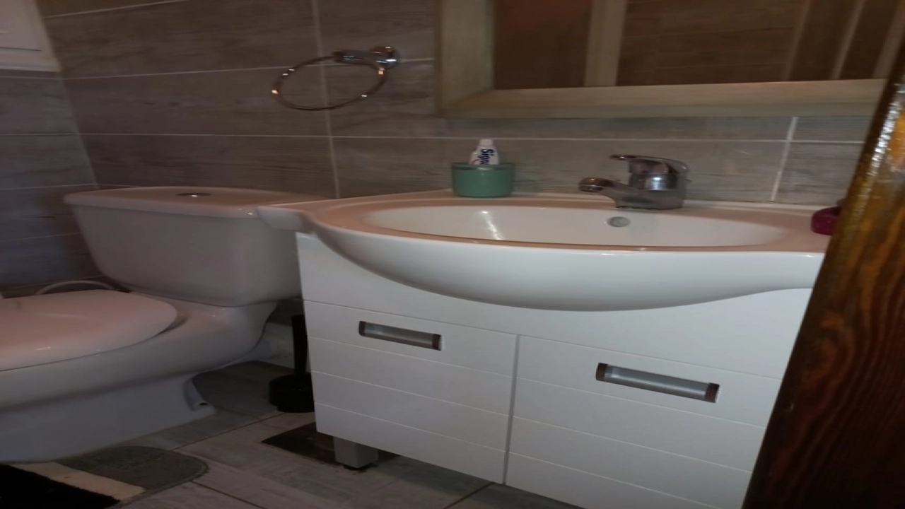 شاليه الايجار تانى صف جولف ارضى بالحديقه  فى هايسندا