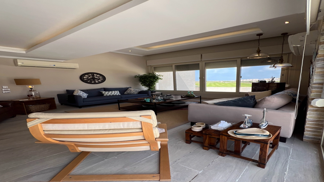 في هاسيندا باي – بالم هيلز