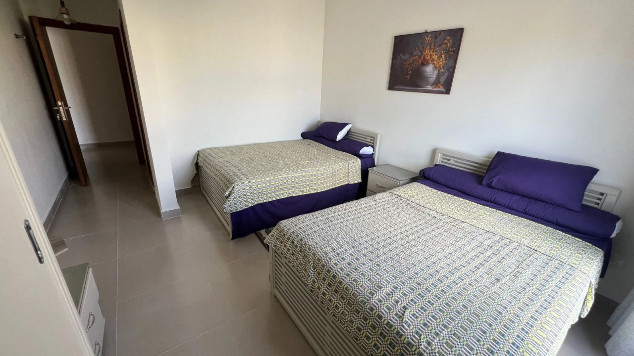 شاليه للايجار في جايا راس الحكمة ارضي بجاردن غرفتين