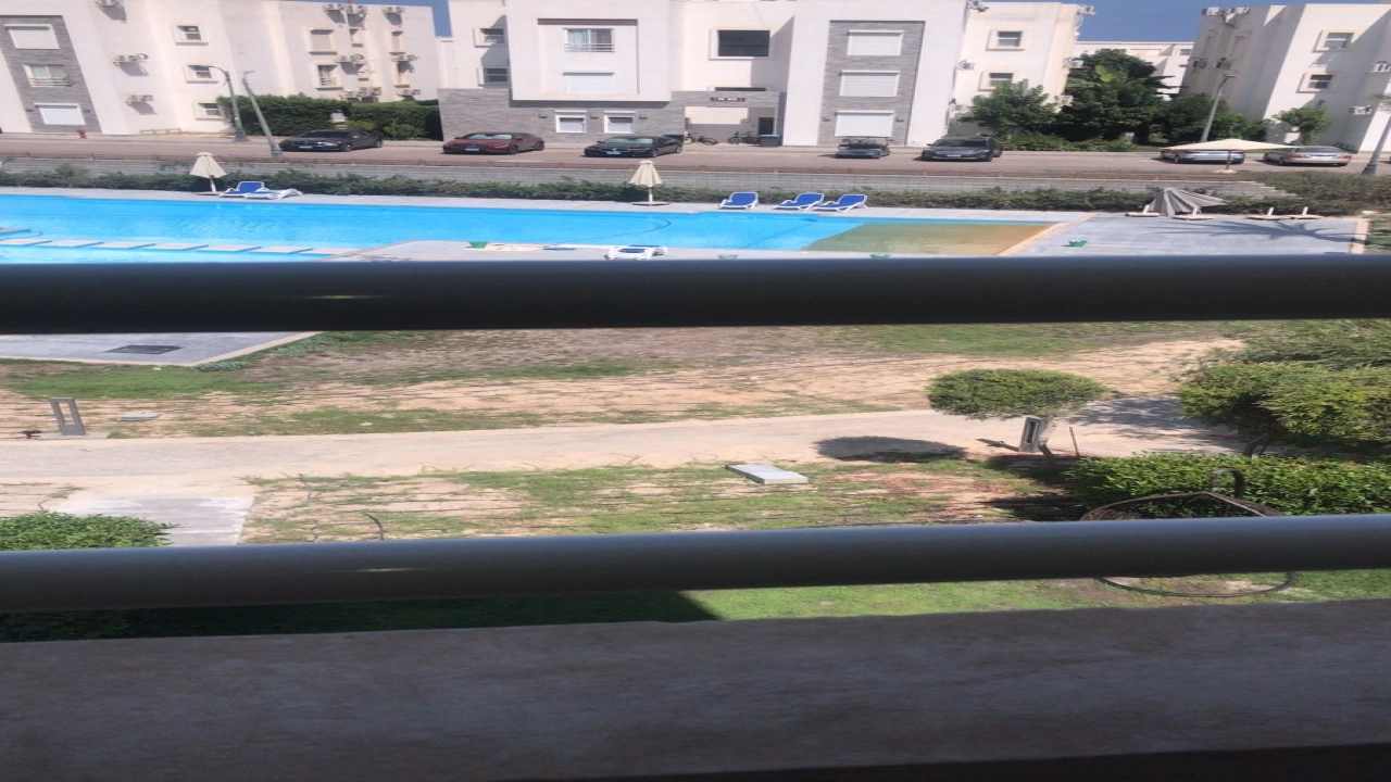 شاليه للإيجار في قريه امواج سيدي عبد ارحمن