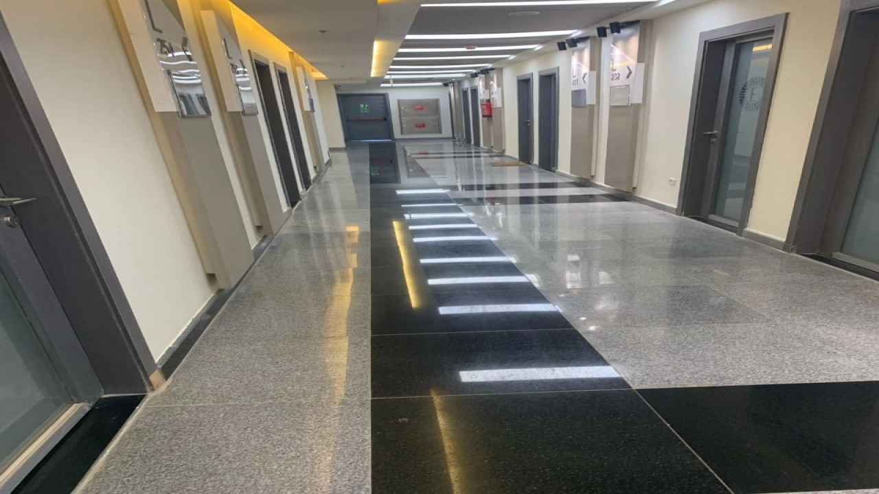 عيادة للايجار في التجمع