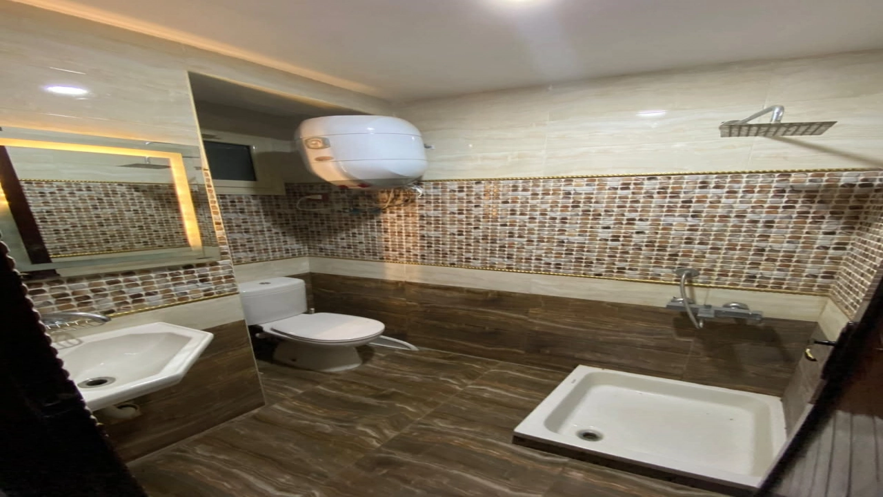 شاليه_بالساحل الشمالي_مارينا 5 غرفتين