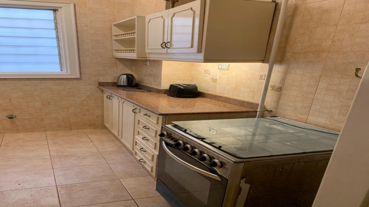 شقة مفروشة للايجار  في حي مميز بالزمالك مكونة من غرفتين و ريسبشن ومطبخ و1 حمام قريبة من كل الخدمات