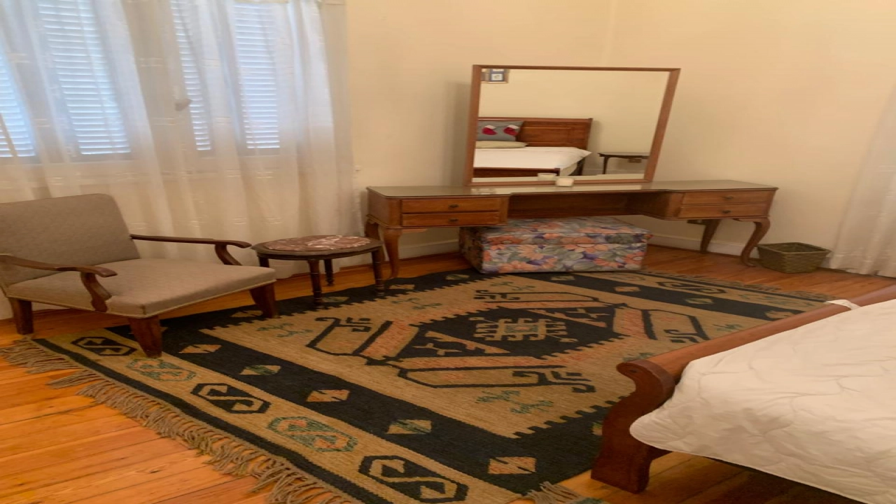 شقة مفروشة للايجار  في حي مميز بالزمالك مكونة من غرفتين و ريسبشن ومطبخ و1 حمام قريبة من كل الخدمات