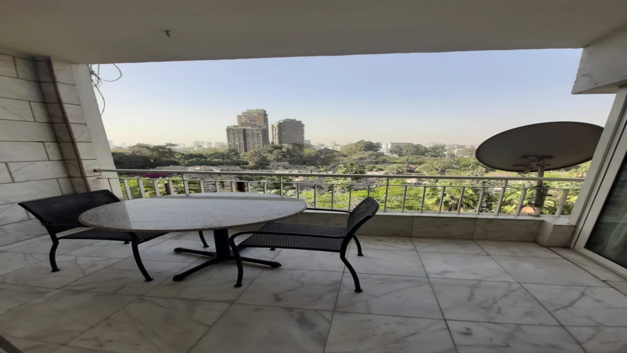 شقة مفروشة للايجار في الزمالك  3 غرف نوم وريسبشن 3 قطع و3 حمام ومطبخ