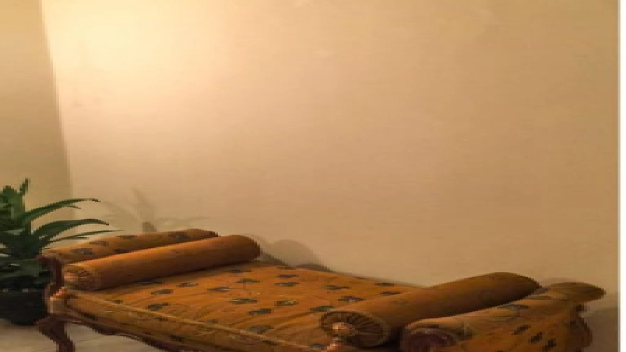 شقة مفروشة للايجار مكونة من 2 غرف نوم  و2 حمام وريسبشن  في مصر الجديدة  وقريبة من كل الخدمات