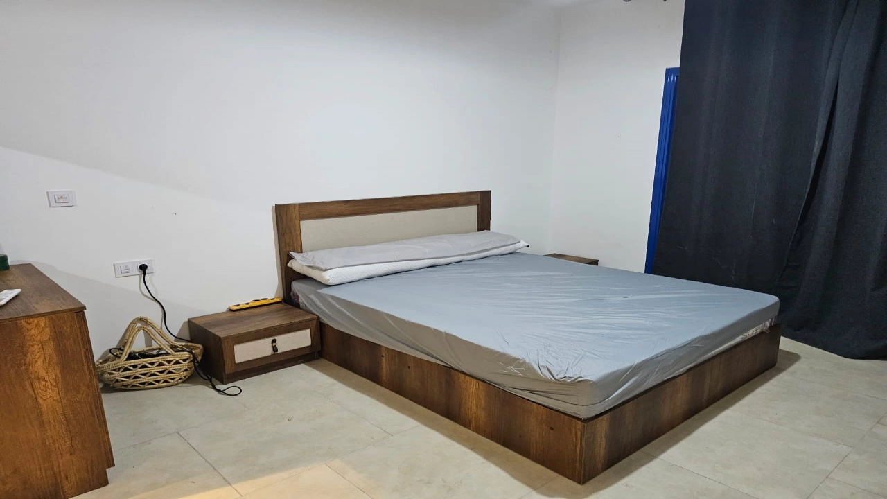 شاليه للايجار في مراسي جريك 2 غرفه