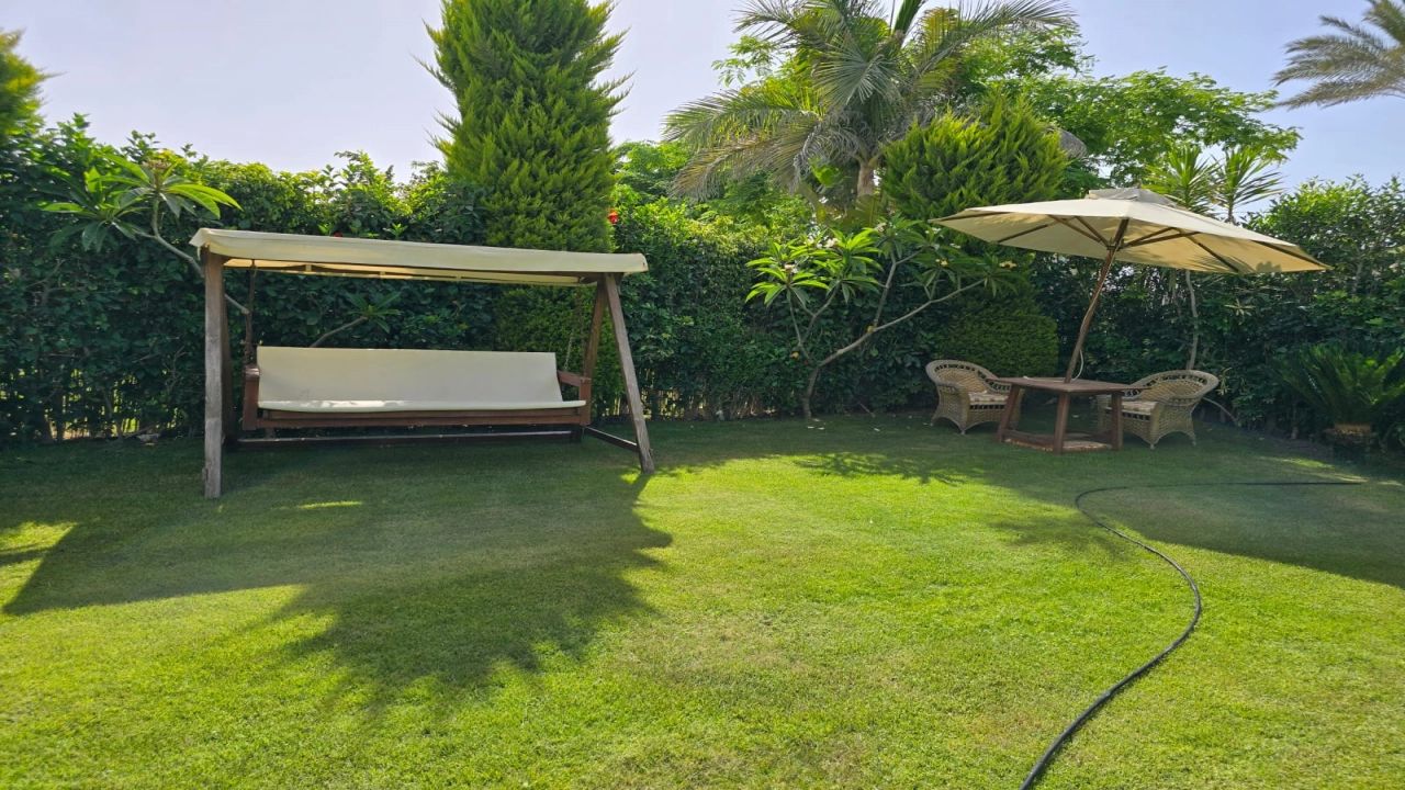 فيلا للايجار في مراسي بلانكا 4 غرف