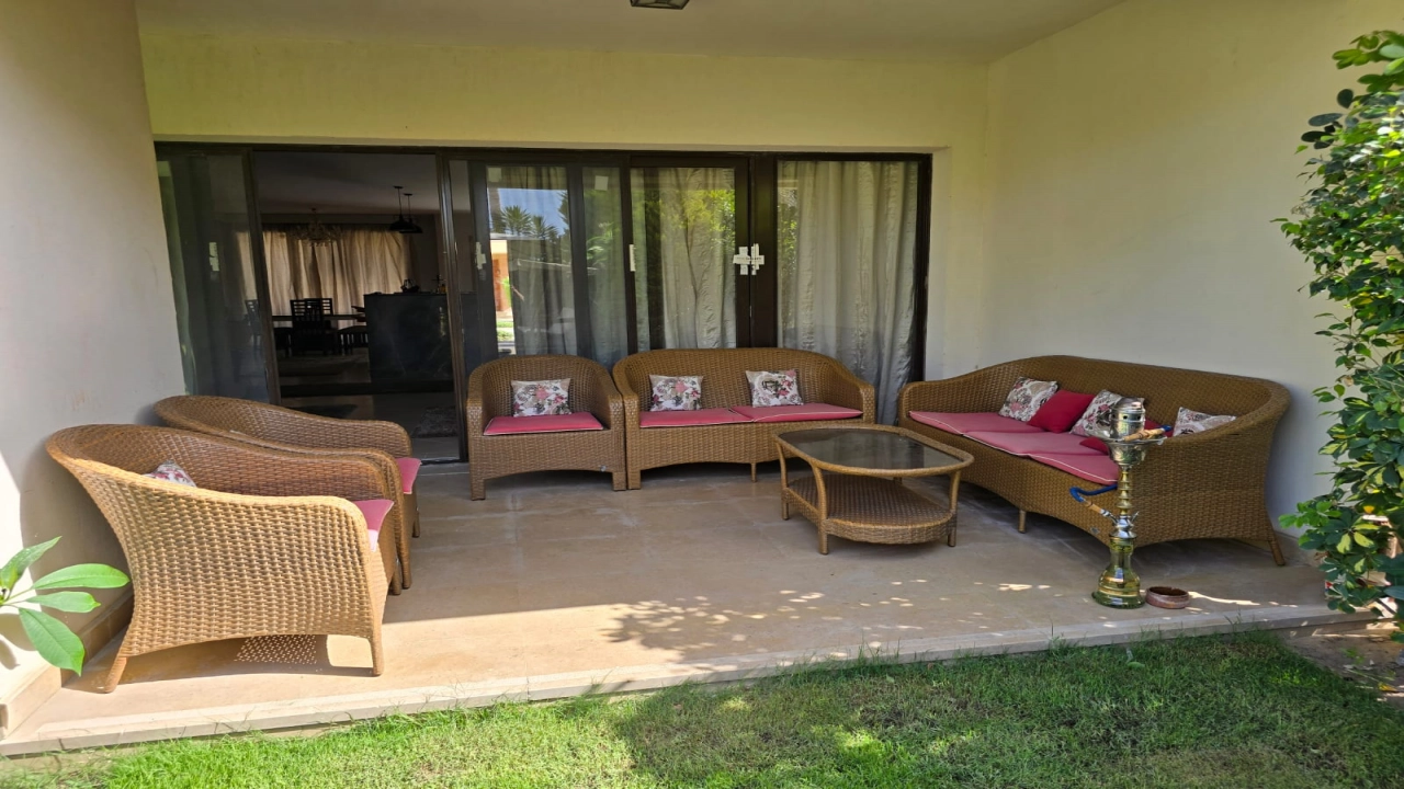 فيلا للايجار في مراسي بلانكا 4 غرف