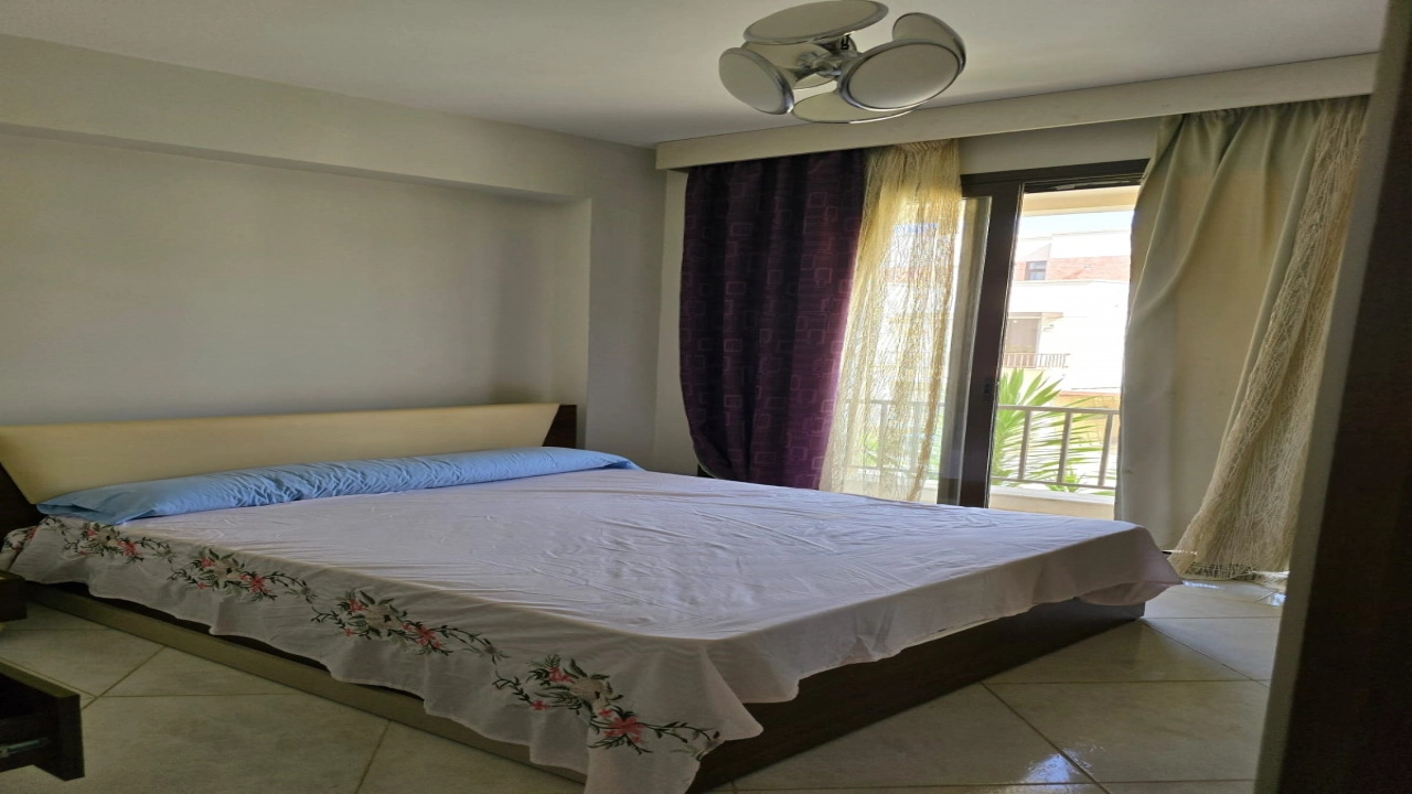 فيلا للايجار في مراسي بلانكا 4 غرف