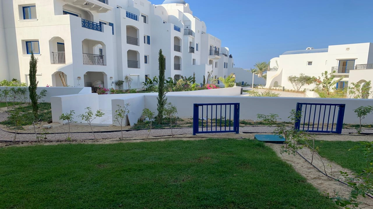 شاليه ارضي بجاردن للايجار غرفه