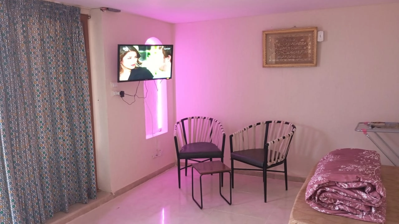 استديو للايجار فى قرية  لاسرينا بالعين السخنة