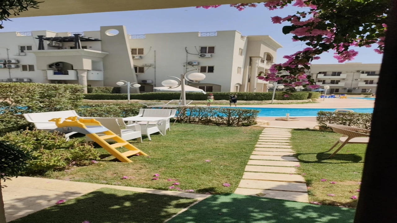 شاليه للإيجار في العين السخنة قرية لاسرينا ميني ايجيبت  2 غرفه نوم