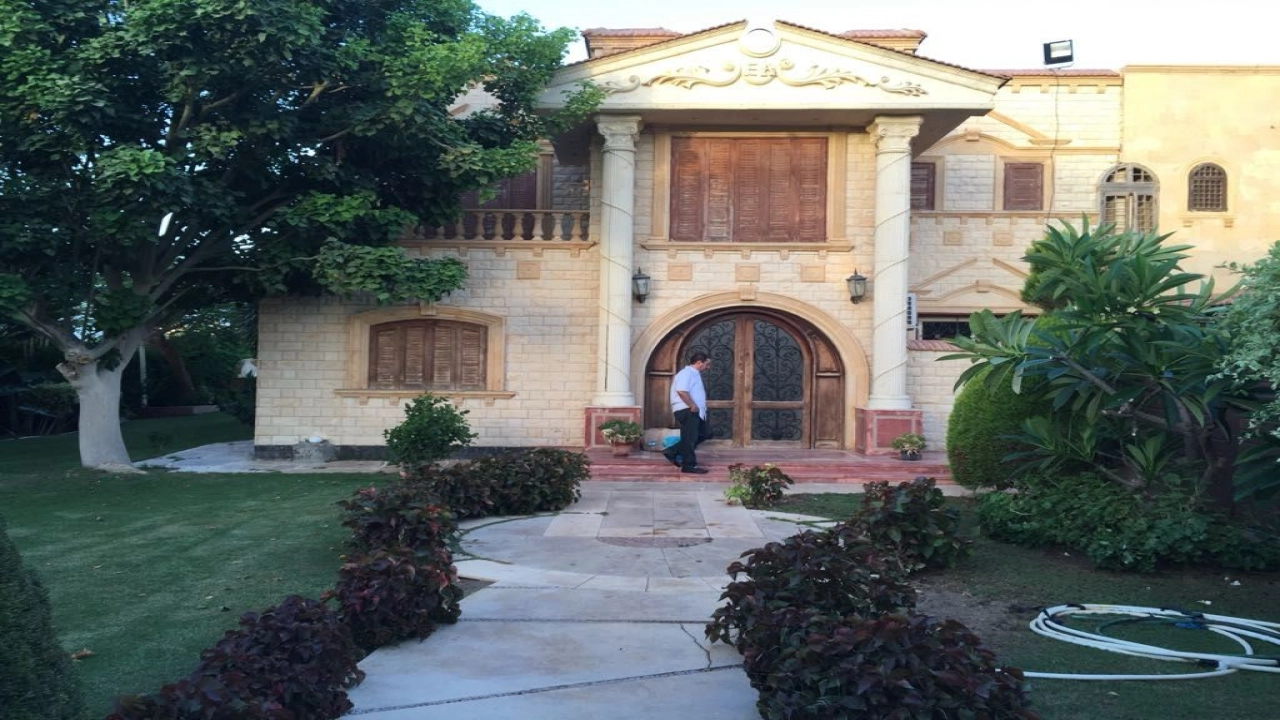 فيلا للايجار او للبيع بمارينا 6 غرف نوم + غرفة مربية - 5 حمام