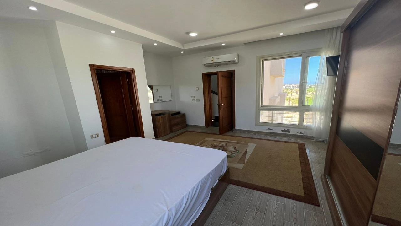 شاليه للإيجار في قرية هاسيندا باي الساحل الشمالي 4 غرف نوم