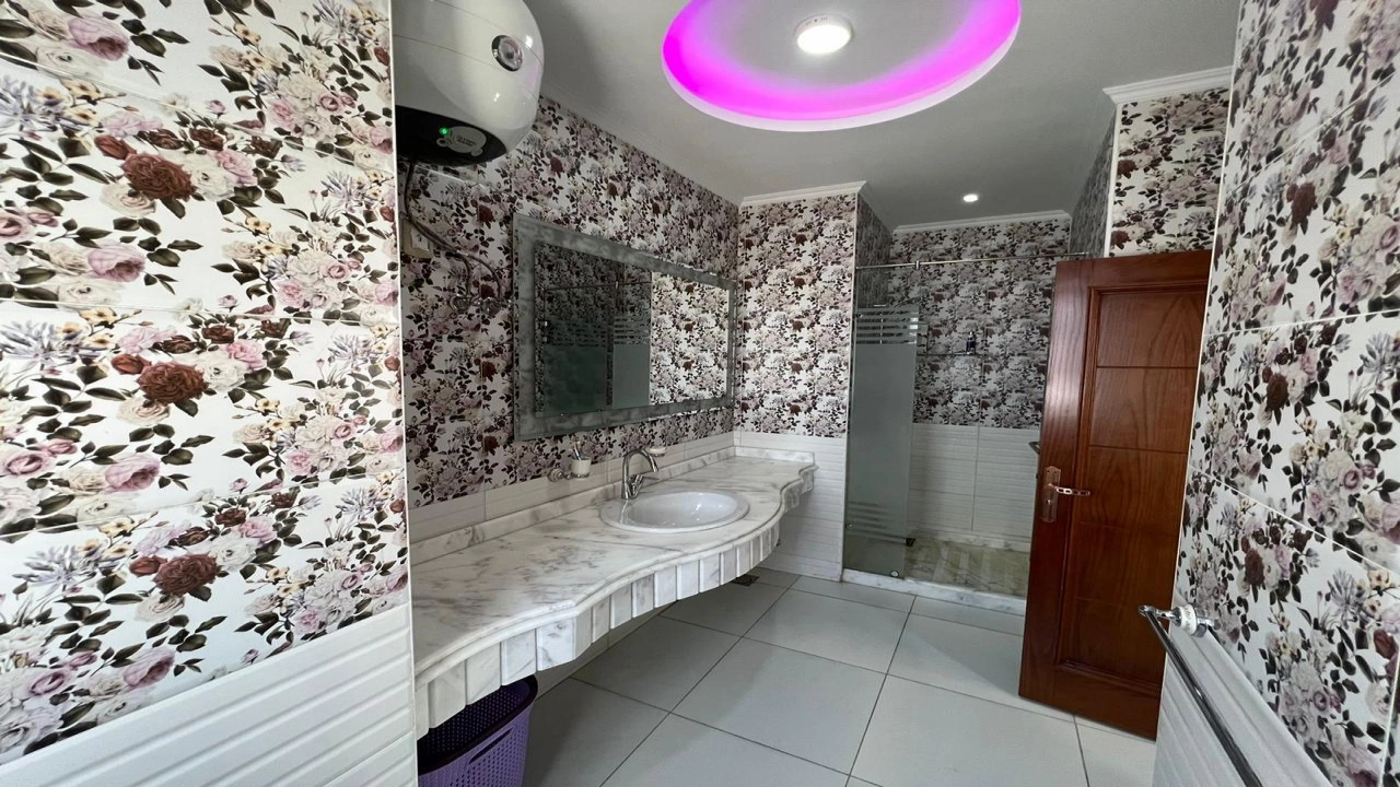 شاليه للإيجار في قرية هاسيندا باي الساحل الشمالي 4 غرف نوم