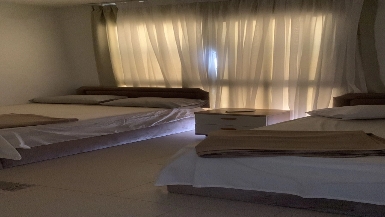 شاليه للايجار في مراسي فايا غرفه ارضي بجاردن