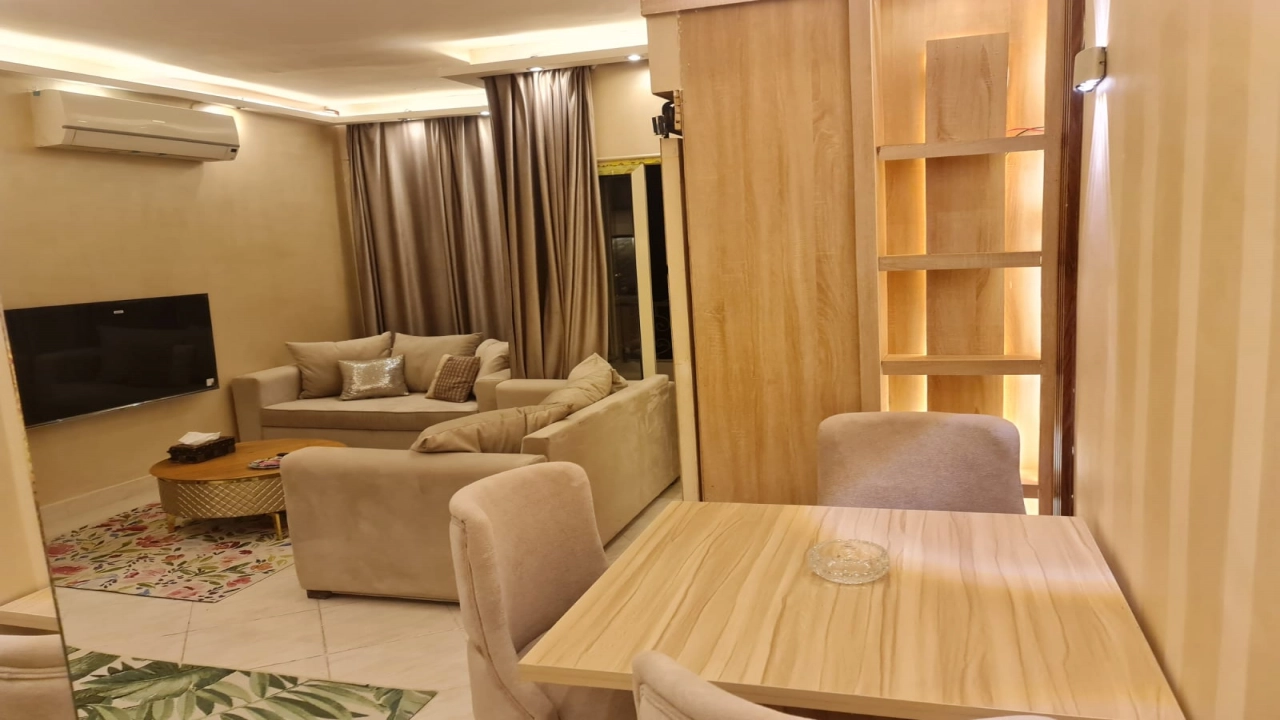 شقة استوديو ٢ نوم للايجار في الزمالك