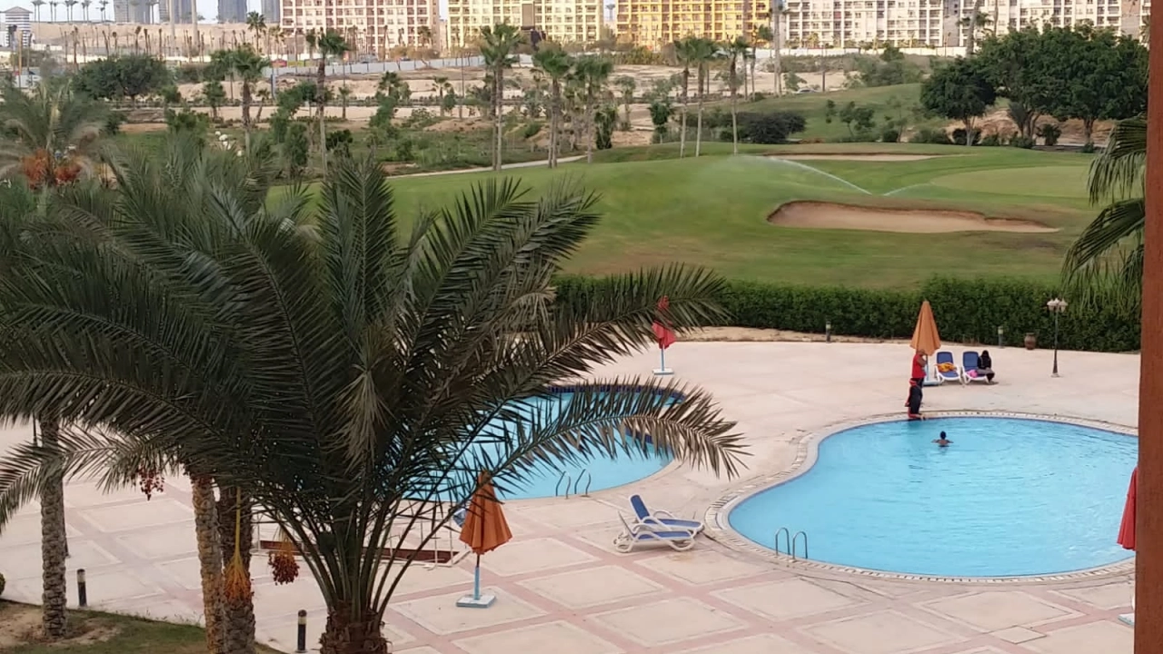 شالية للايجار 2 نوم  في بورتو جولف مارينا